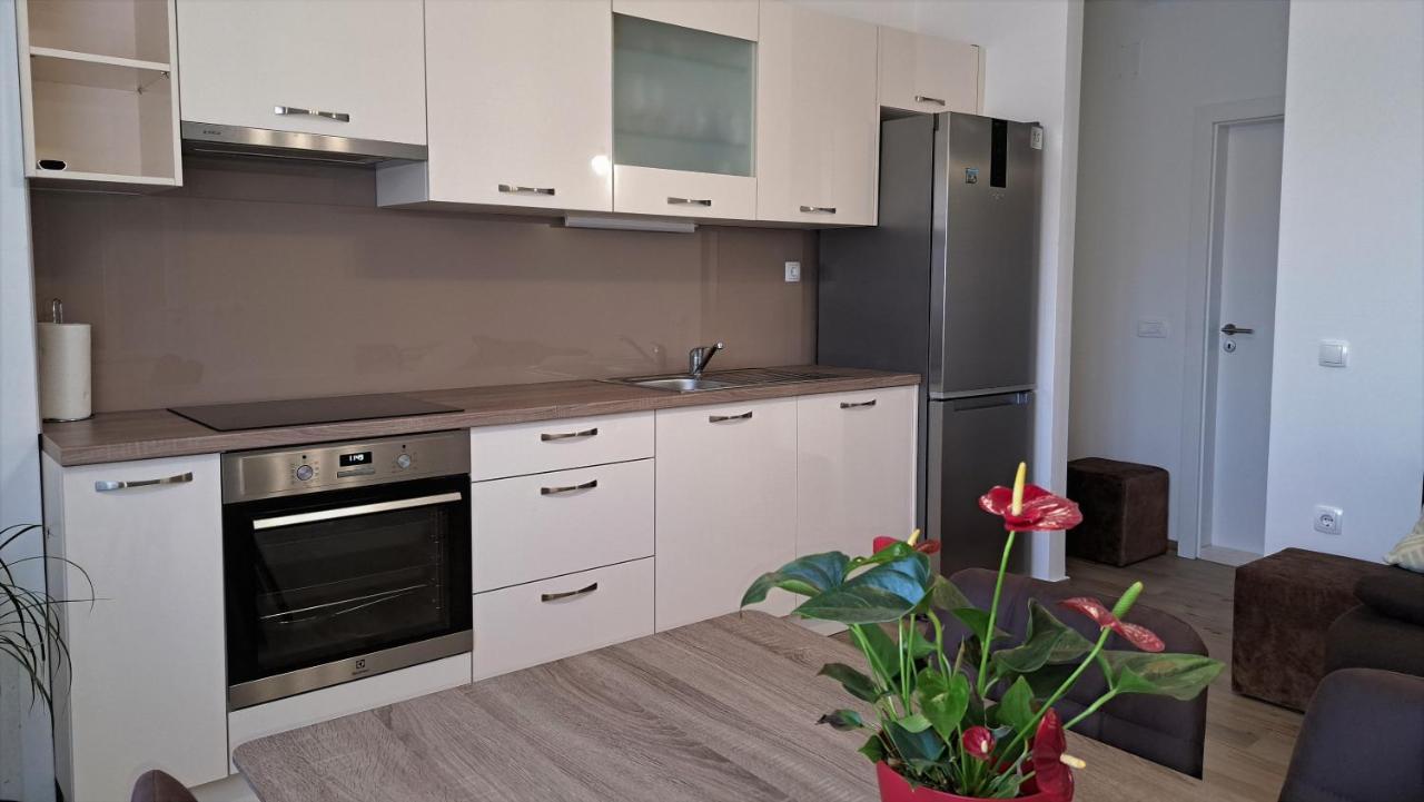 Holiday Apartman Kastela Bagian luar foto