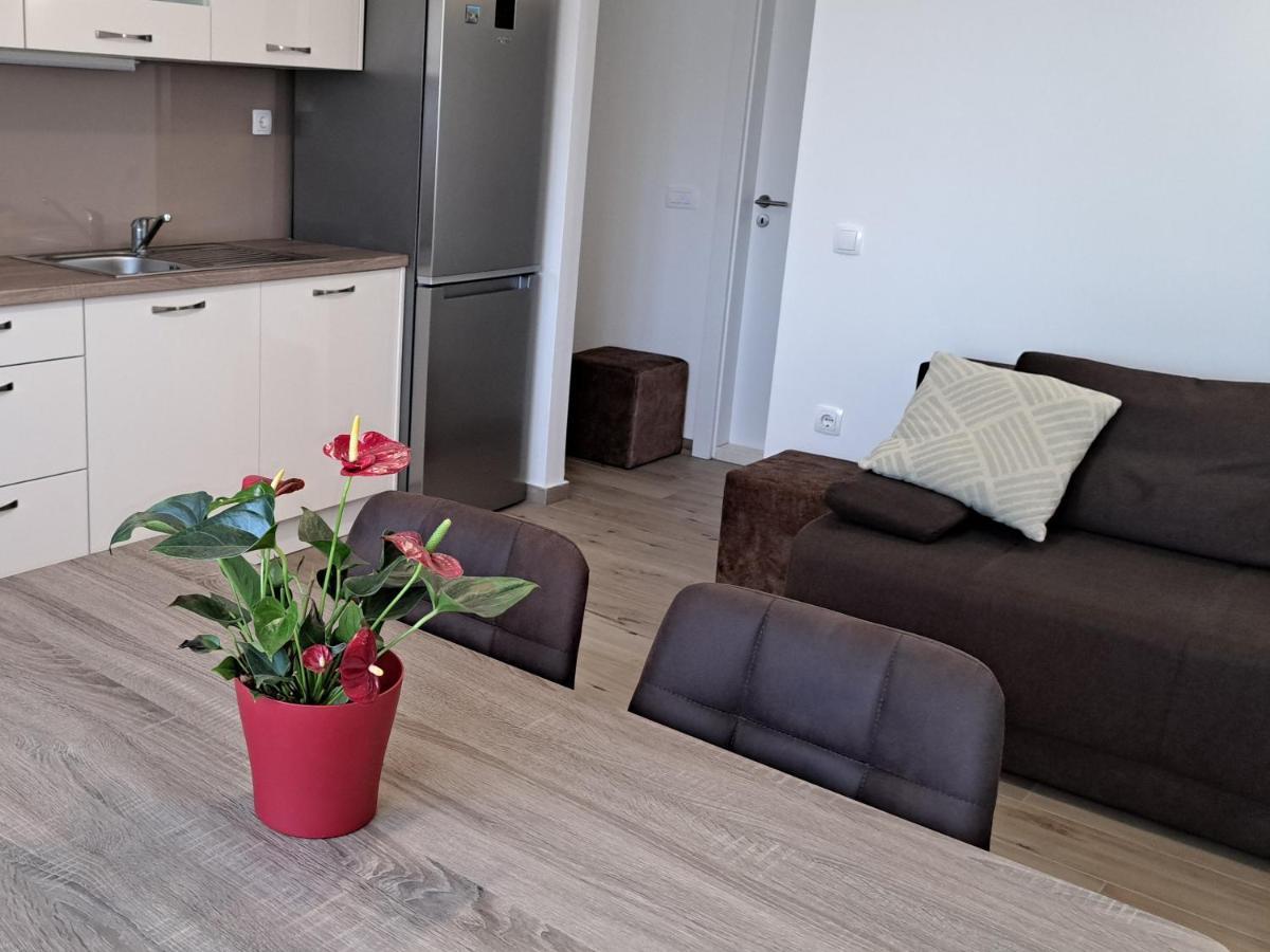 Holiday Apartman Kastela Bagian luar foto