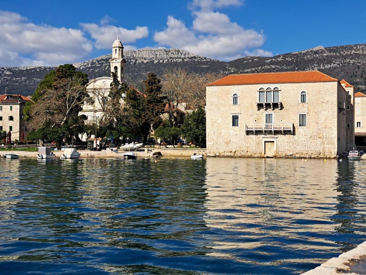 Holiday Apartman Kastela Bagian luar foto