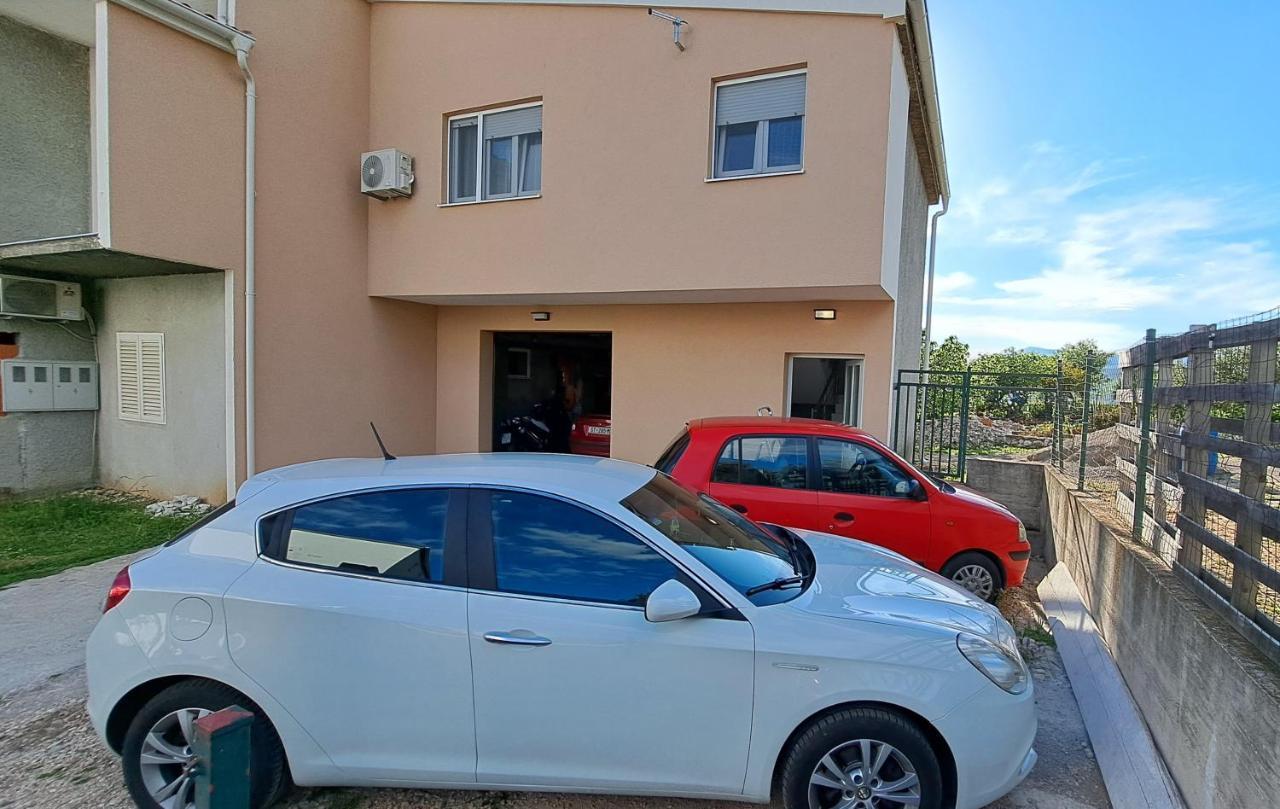 Holiday Apartman Kastela Bagian luar foto