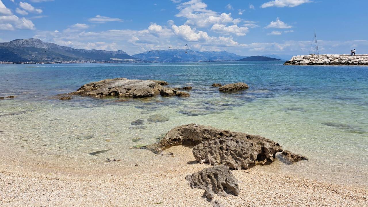 Holiday Apartman Kastela Bagian luar foto