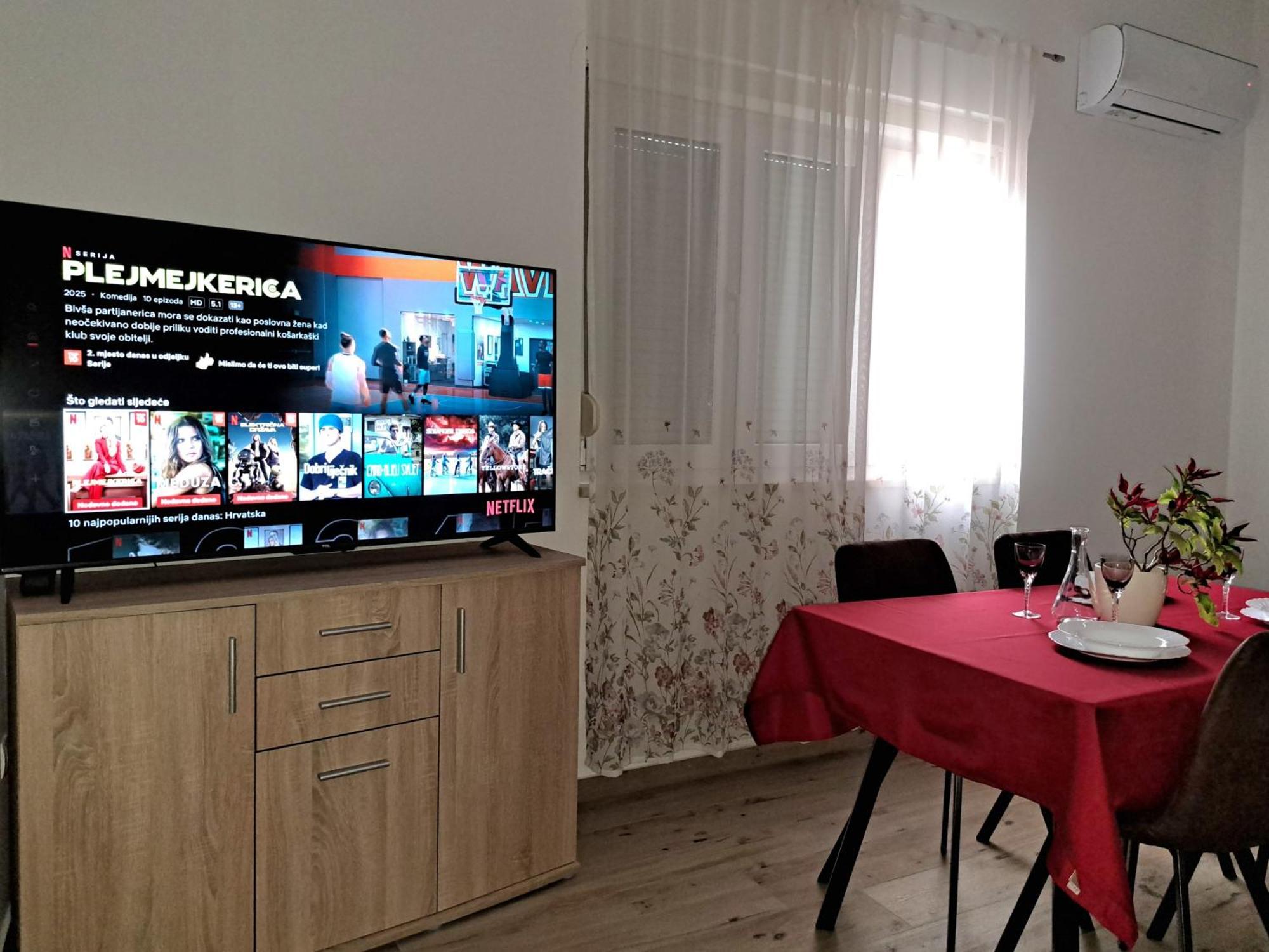 Holiday Apartman Kastela Bagian luar foto